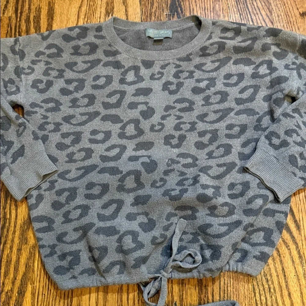 Barefoot dreams girls matching leopard print set (top/bottom) size 12/14 EUC